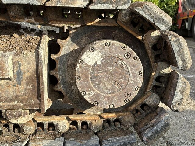 Ekskavator JCB JZ141LC