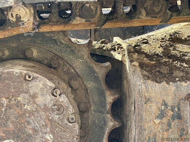 Ekskavator JCB JZ141LC