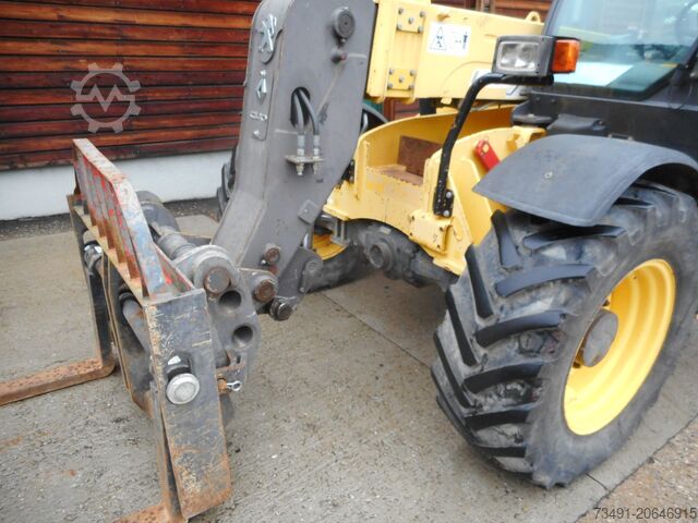Caricatore telescopico New Holland LM732