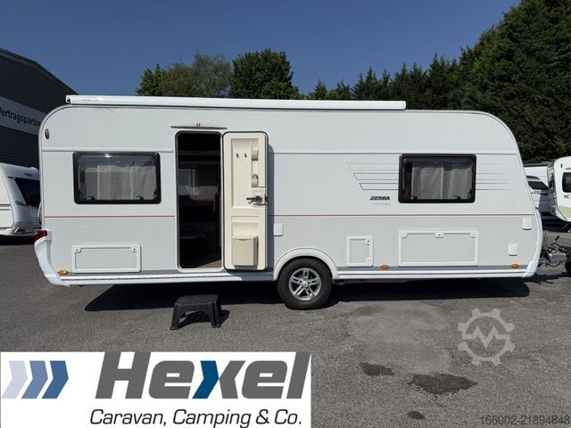 Karavan HYMER/ERIBA Exciting 530 2000 kg Mover Alko Mammut auto