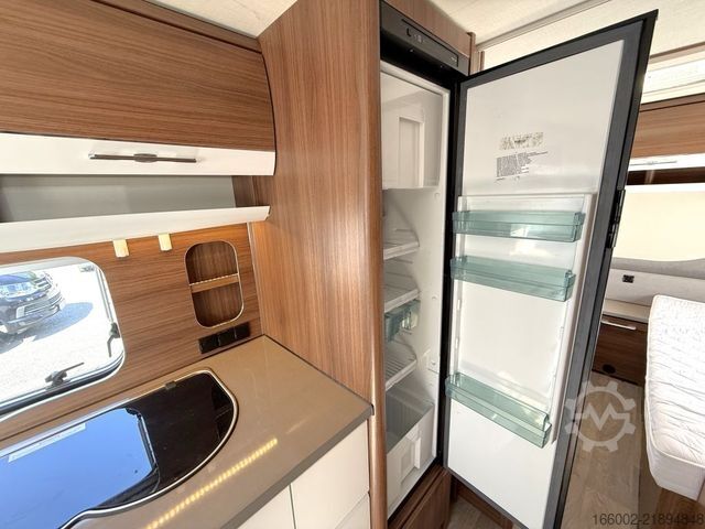 Karavan HYMER/ERIBA Exciting 530 2000 kg Mover Alko Mammut auto