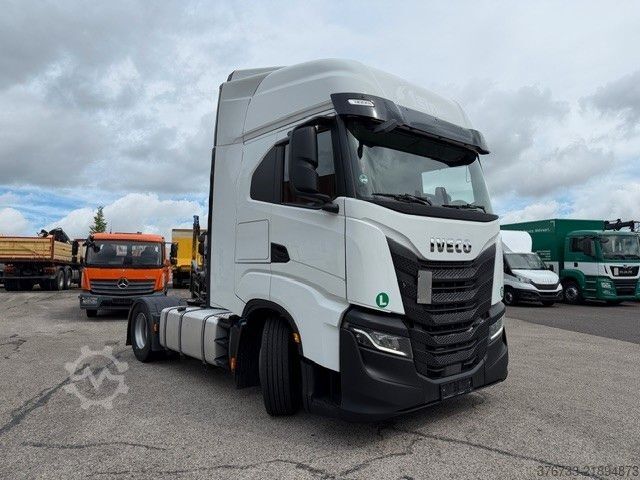 Standard dragbil IVECO S-Way AS440S48T/P Intarder ¤6D Standklima