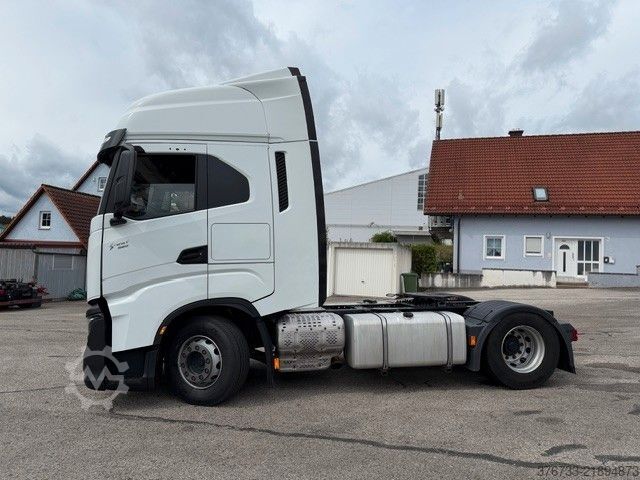 Standard dragbil IVECO S-Way AS440S48T/P Intarder ¤6D Standklima