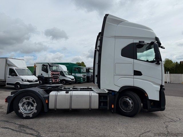 Standard dragbil IVECO S-Way AS440S48T/P Intarder ¤6D Standklima