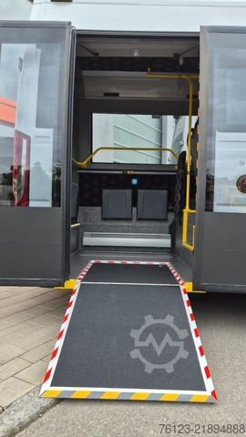 Autocarro urbano IVECO Daily Heckniederflur Elektro City Stock