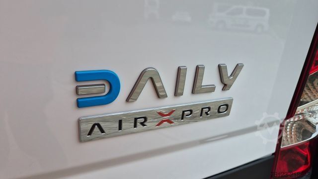 Autocarro urbano IVECO Daily Heckniederflur Elektro City Stock