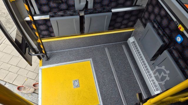 Autocarro urbano IVECO Daily Heckniederflur Elektro City Stock