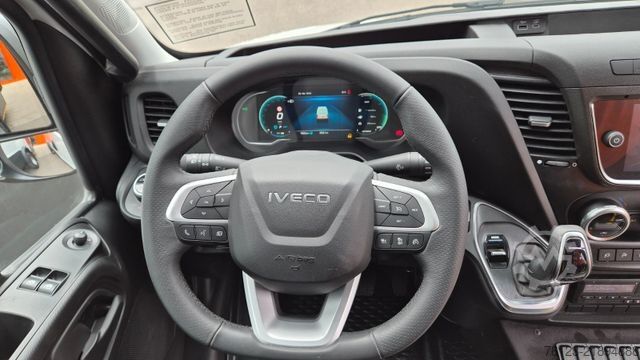 Autocarro urbano IVECO Daily Heckniederflur Elektro City Stock