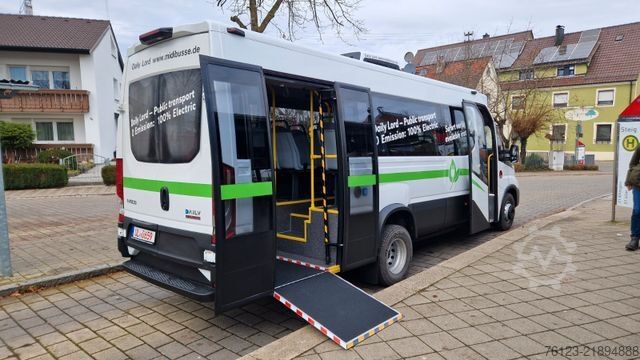 Autocarro urbano IVECO Daily Heckniederflur Elektro City Stock