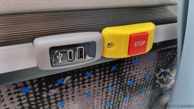 Autocarro urbano IVECO Daily Heckniederflur Elektro City Stock