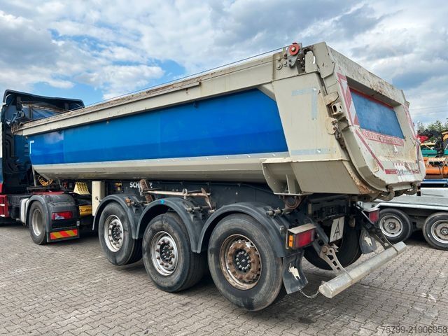 Tipper semitrailer SCHMITZ CARGOBULL Kippauflieger mit 3 Achsen + 2x Liftachsen