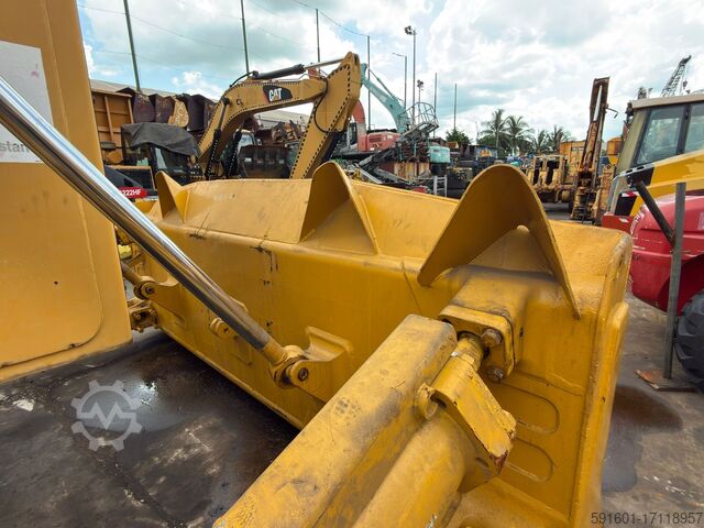 MÁY ỦI BÁNH XÍCH Komatsu D155A-2