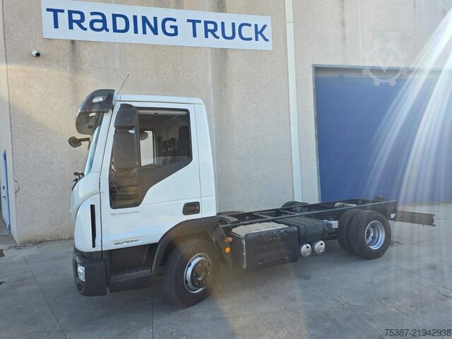 ট্রাক চ্যাসিস iveco Eurocargo 80E22