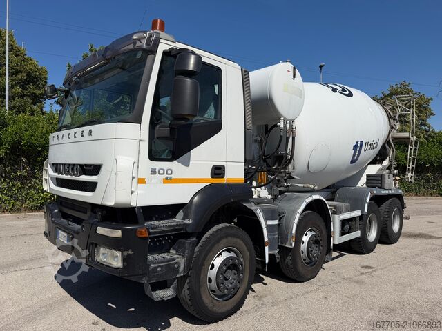 Kamion za miješanje betona Iveco TRAKKER 500