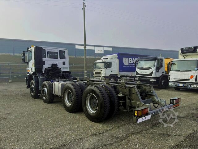 Kamion za specijalne namene IVECO AD410T50
