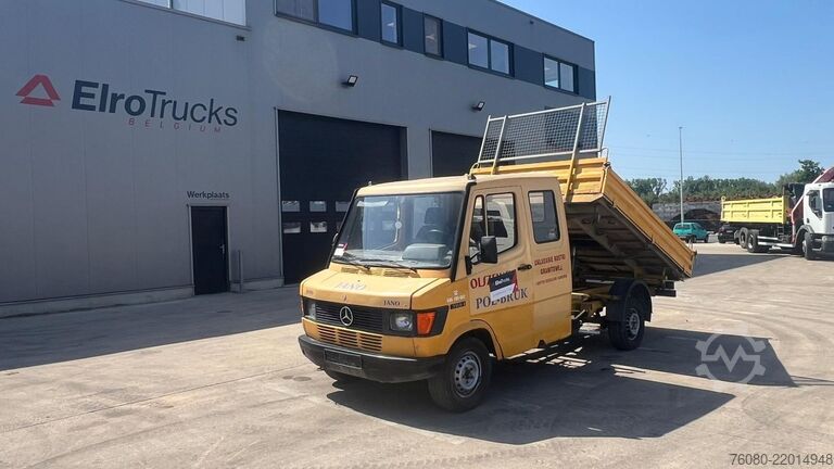 Ribaltabile su 3 lati Mercedes-Benz Vario 310 (MANUAL PUMP / POMPE MANUELLE / 3 WAY...