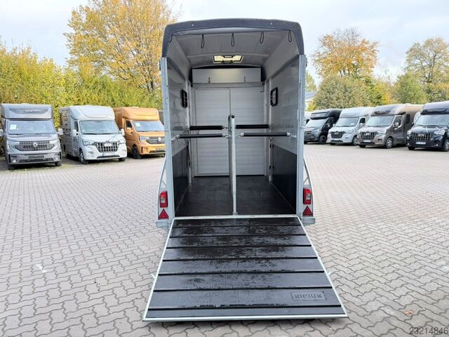 Paardentransportaanhanger SIRIUS 2 Pferde große Sattelkammer
