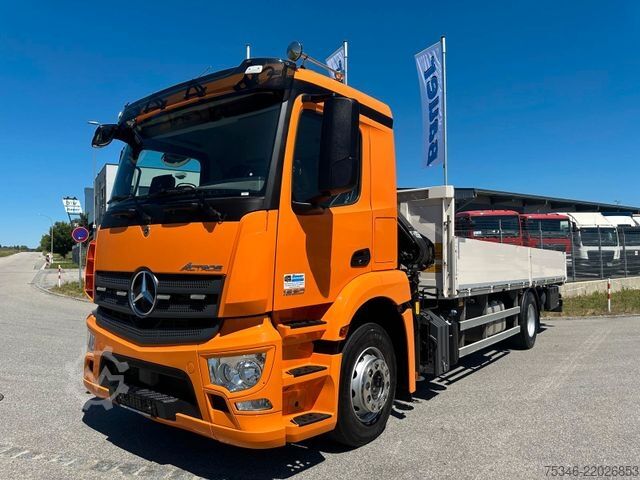 Lastbilmonteret kran MERCEDES-BENZ 1830LLPrit7,20m/KranHiabFunk/NL7,60to/20 tkm/Top