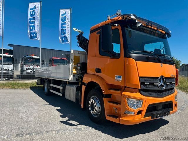 Lastbilmonteret kran MERCEDES-BENZ 1830LLPrit7,20m/KranHiabFunk/NL7,60to/20 tkm/Top