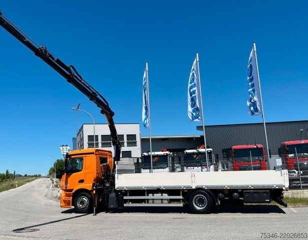Lastbilmonteret kran MERCEDES-BENZ 1830LLPrit7,20m/KranHiabFunk/NL7,60to/20 tkm/Top