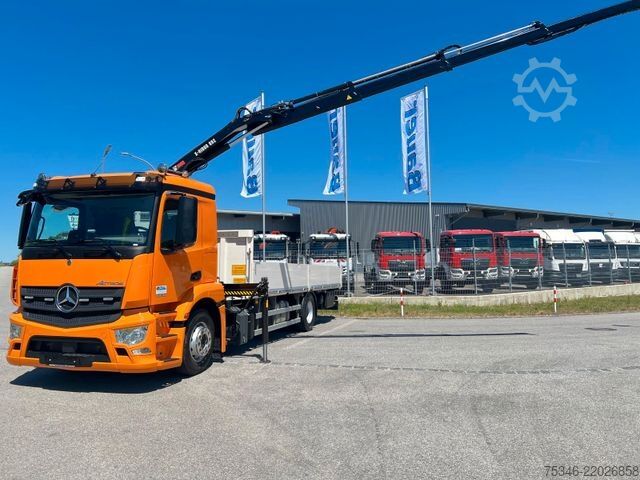 Ladbil med lad MERCEDES-BENZ 1830LLPrit7,20m/KranHiabFunk/NL7,60to/20 tkm/Top