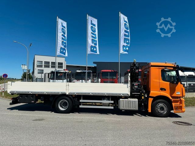 Ladbil med lad MERCEDES-BENZ 1830LLPrit7,20m/KranHiabFunk/NL7,60to/20 tkm/Top