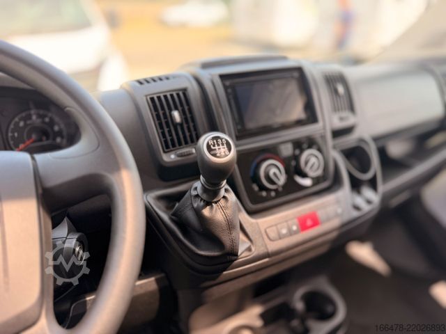 Teilintegriertes Wohnmobil CARADO T 447 *Einzelbetten-Hubbett*
