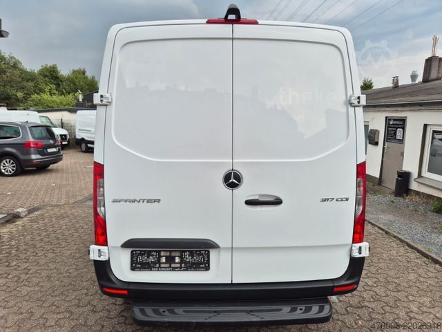 Kühltransporter MERCEDES-BENZ Sprinter Kasten 317 CDI L1-H1*-20 Grad-0 Grad *