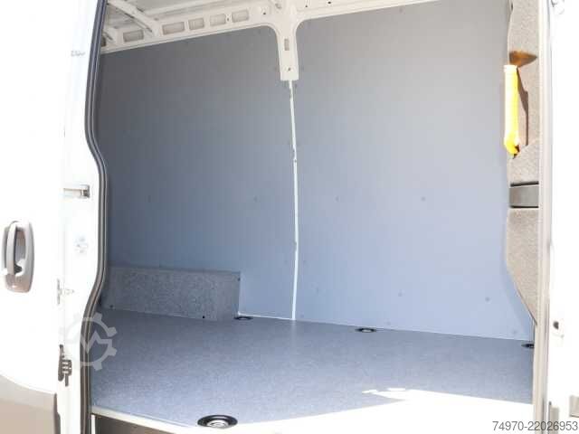 Bestelwagen Iveco Daily 35S16H3.0A8VY