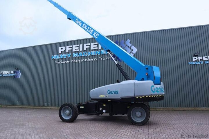 Teleskopická plošina Genie SX135XC Diesel, 43m Working Height, 27.5m Reach, B