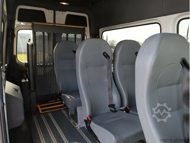 Bestelwagen Mercedes-Benz Sprinter 317 CDI Kombi,Rollstuhllift,8Sitze