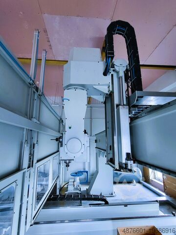 Обробний центр FANUM SIGMA 5-OSIOWA OBRABIARKA CNC