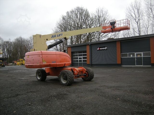 телескопическая стрела JLG 680 S Allrad