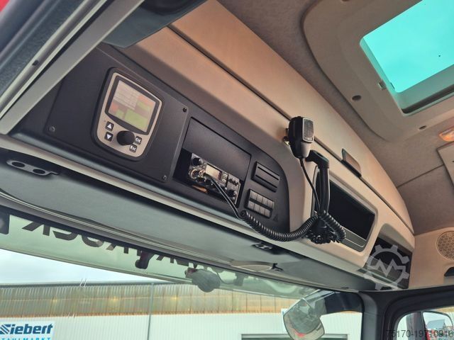 Grua montada em camião MERCEDES-BENZ TUROX 8x8 Eschlböck Biber 92 Holzhacker / 1.512h