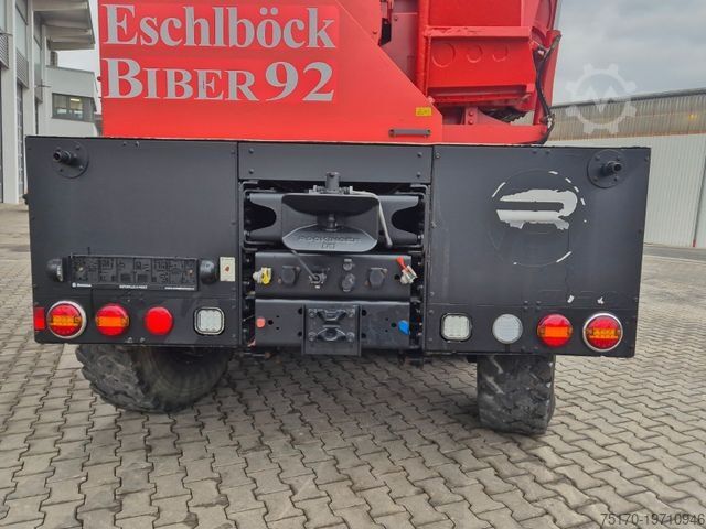 Camião florestal MERCEDES-BENZ TUROX 8x8 Eschlböck Biber 92 Holzhacker / 1.512h