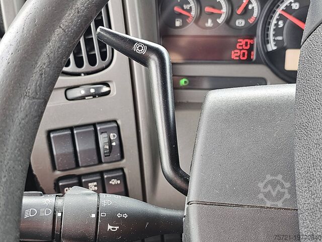 Jäähdytetyt/pakastetut kuljetukset RENAULT MIDLUM 180.12