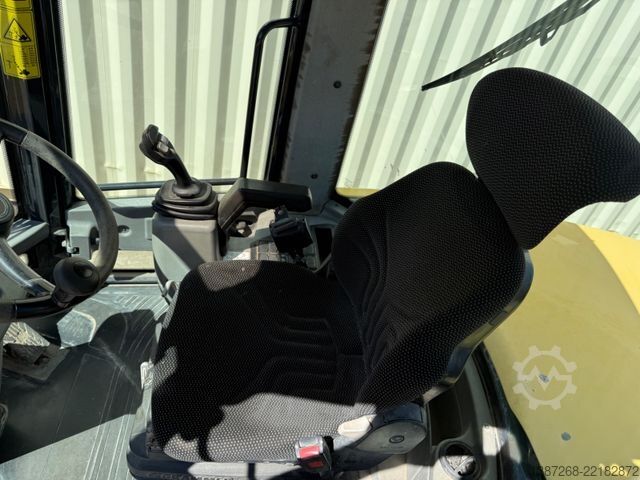 Radlader YANMAR V100 / 2019 BJ / Schaufel + Gabel
