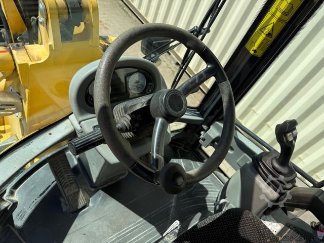 Radlader YANMAR V100 / 2019 BJ / Schaufel + Gabel