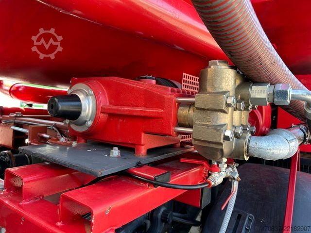 Vakuumtankbil SCANIA P 400 / BLATT BLATT / 16.000 Liter