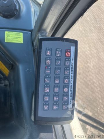 Hjullastare LIEBHERR L 566 T