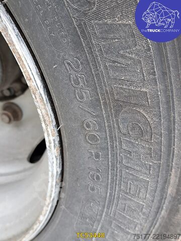 Schiebeplanen Fruehauf 