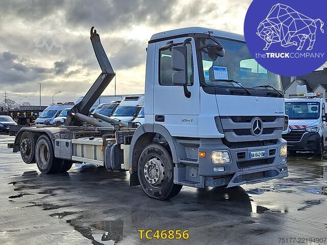 Transporte de contenedores Mercedes-Benz Actros 2541
