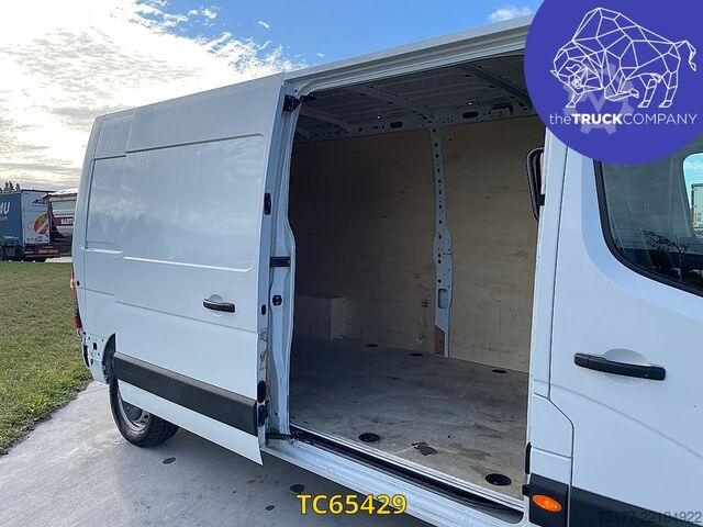רכב מסחרי סגור Renault Master L3H2