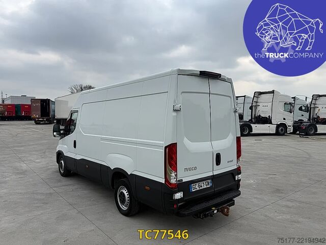Fourgon tôlé Iveco Daily 35S18V12