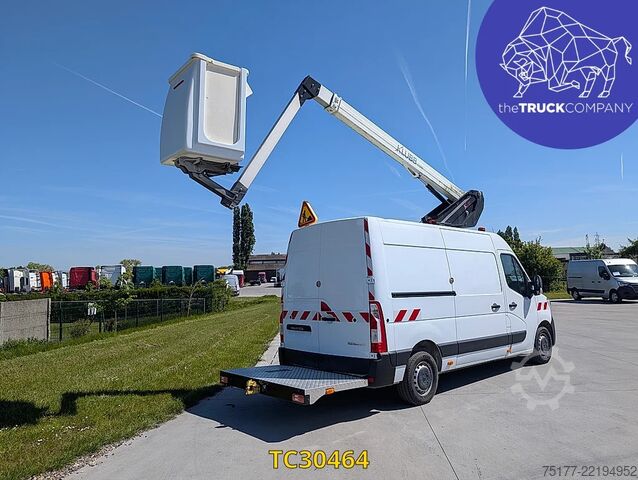 מעלית Renault Master 145.35 nacelle klubb