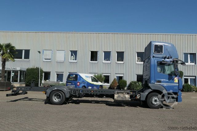 Podwozie ciężarówki MERCEDES-BENZ 918 L Atego 4x2, Nebenantrieb, Standklima