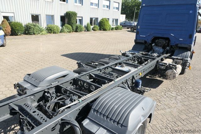 Podwozie ciężarówki MERCEDES-BENZ 918 L Atego 4x2, Nebenantrieb, Standklima