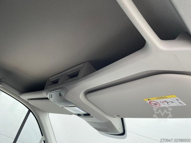รถตู้ตู้ทึบ MAN TGE 3.180 L3H2 MIXTO 4x4 AUTOM ACC STANDH SITZH