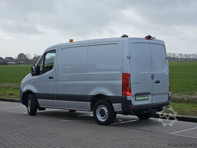 High-roof van MERCEDES-BENZ SPRINTER 317 L1H1 LED Trekhaak!