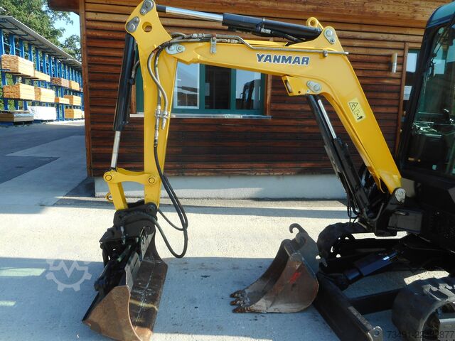 Miniexcavadora Yanmar Vio 25-3